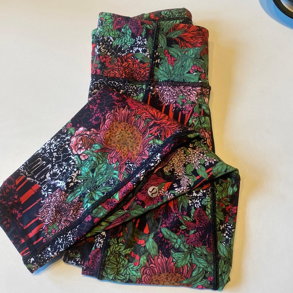 Lululemon Fast and Free leggings size 4